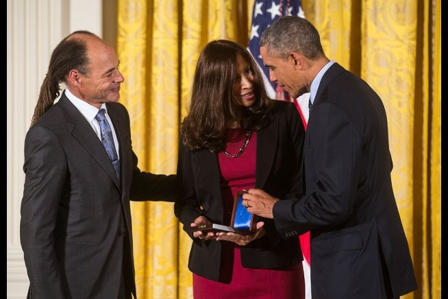 President Obama presents David Blackwell's National Medal of Science to his children at the White House
